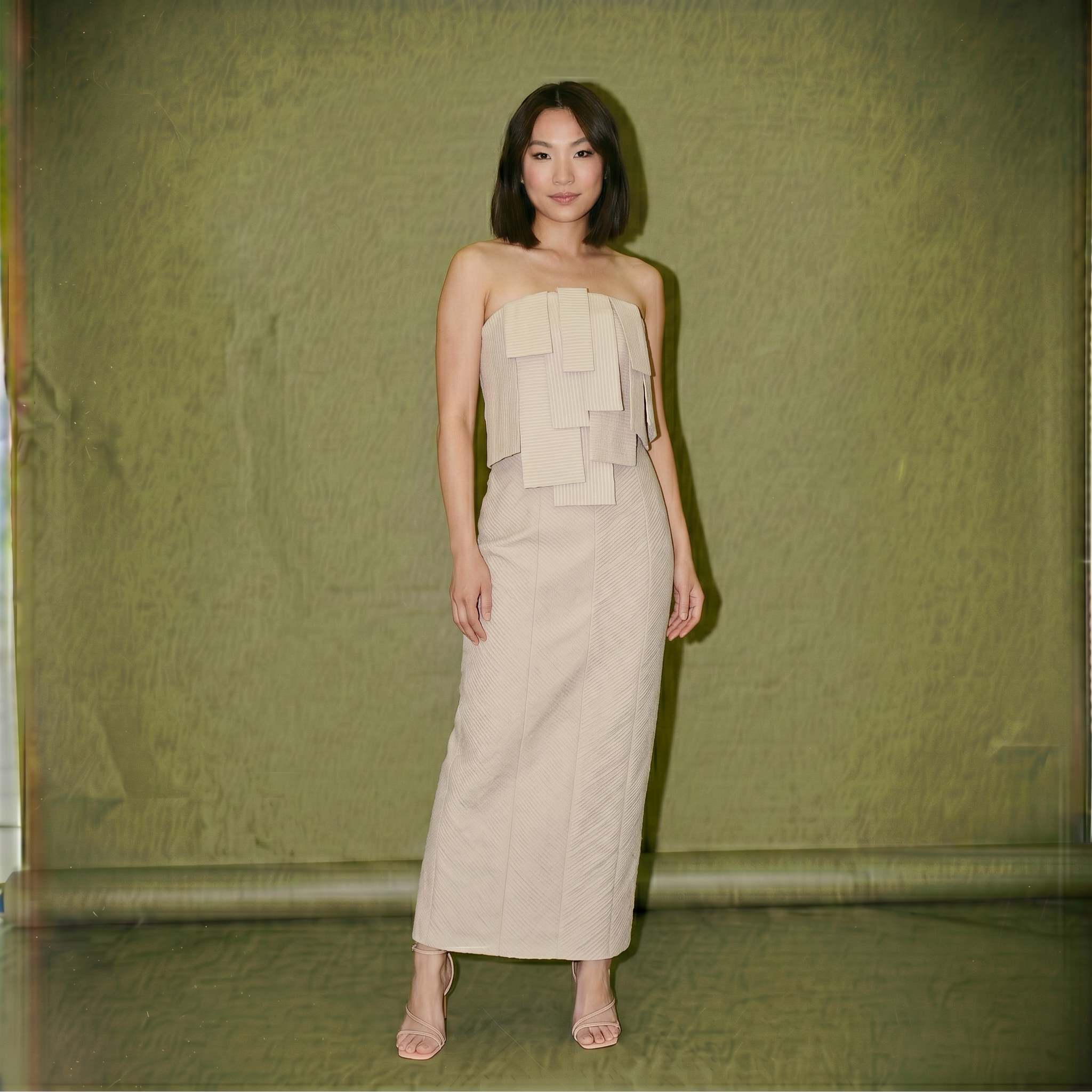 Vina Romero Co-ord Sleeeless Cut Out at the Back High Slits