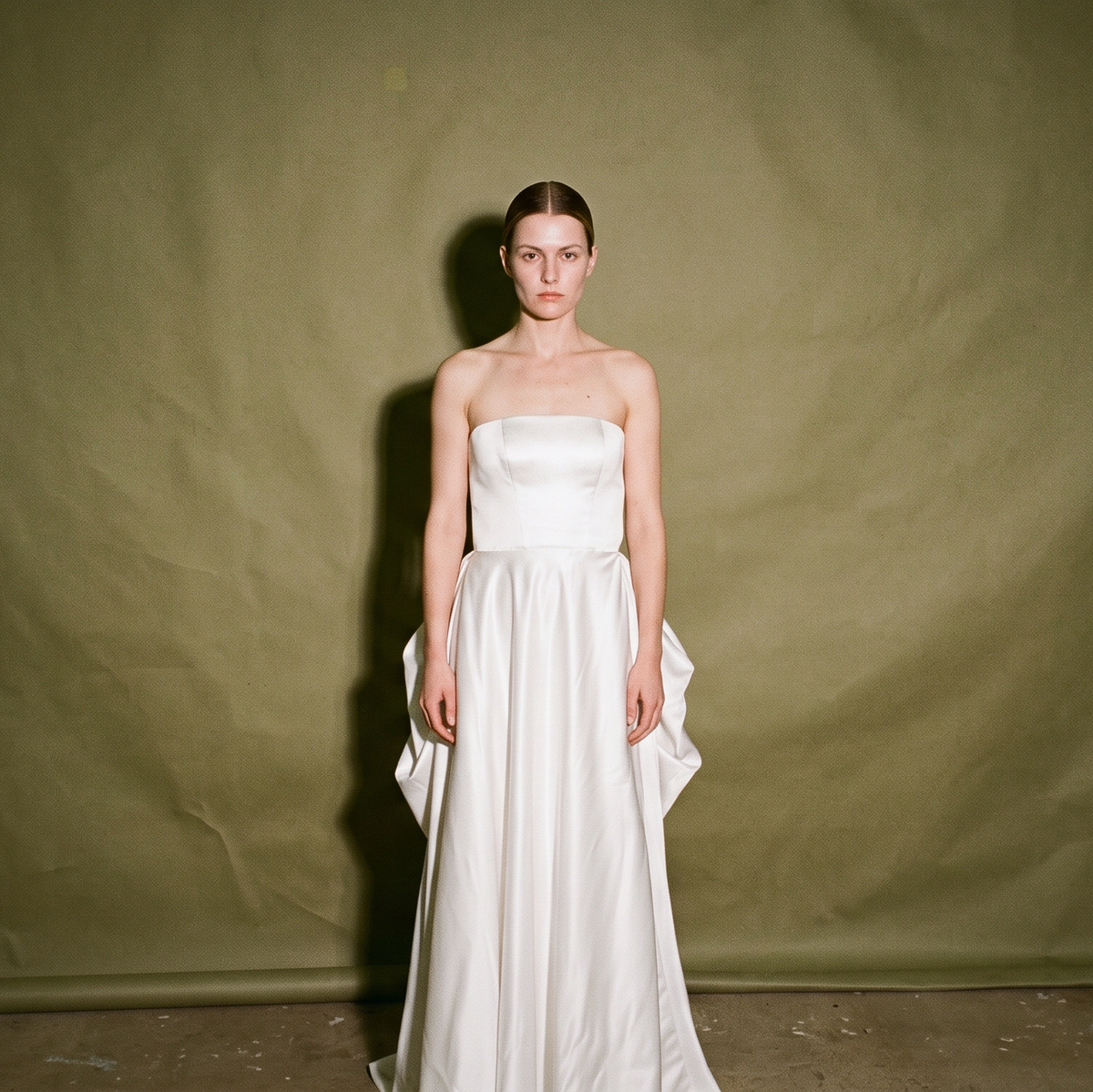 Birches & Bobbins Tube White Gown White Plain Sheer Veil